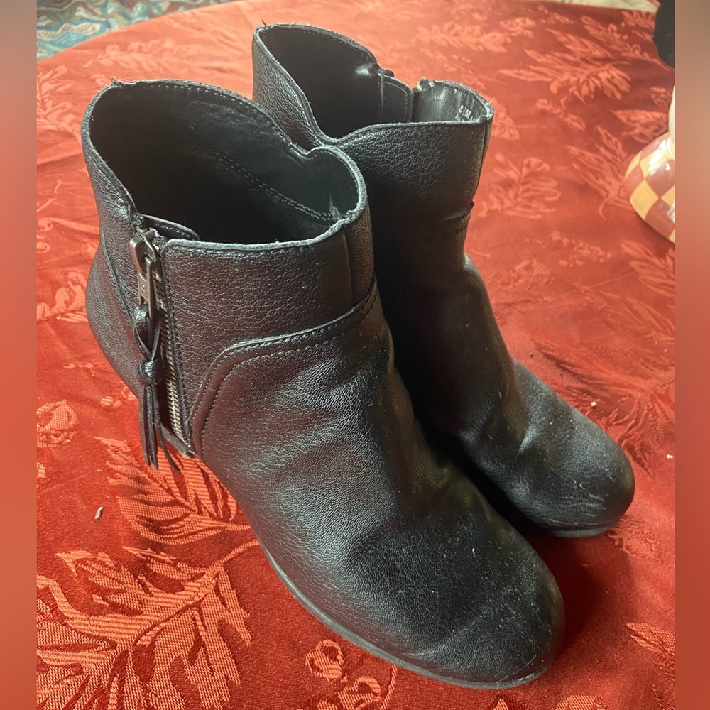 Comfy women’s boots